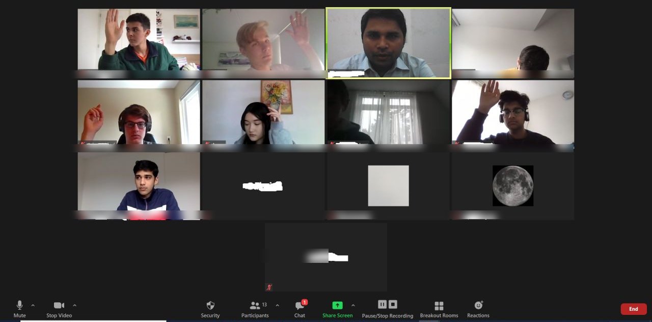 Interactive online group class in session with engaged students